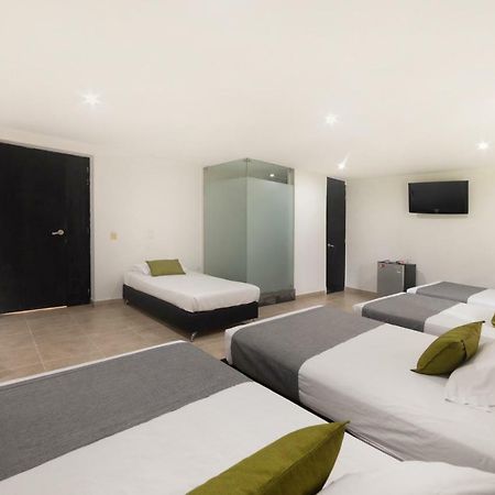 Отель Ayenda 1236 Platinum Plaza Медельин Экстерьер фото