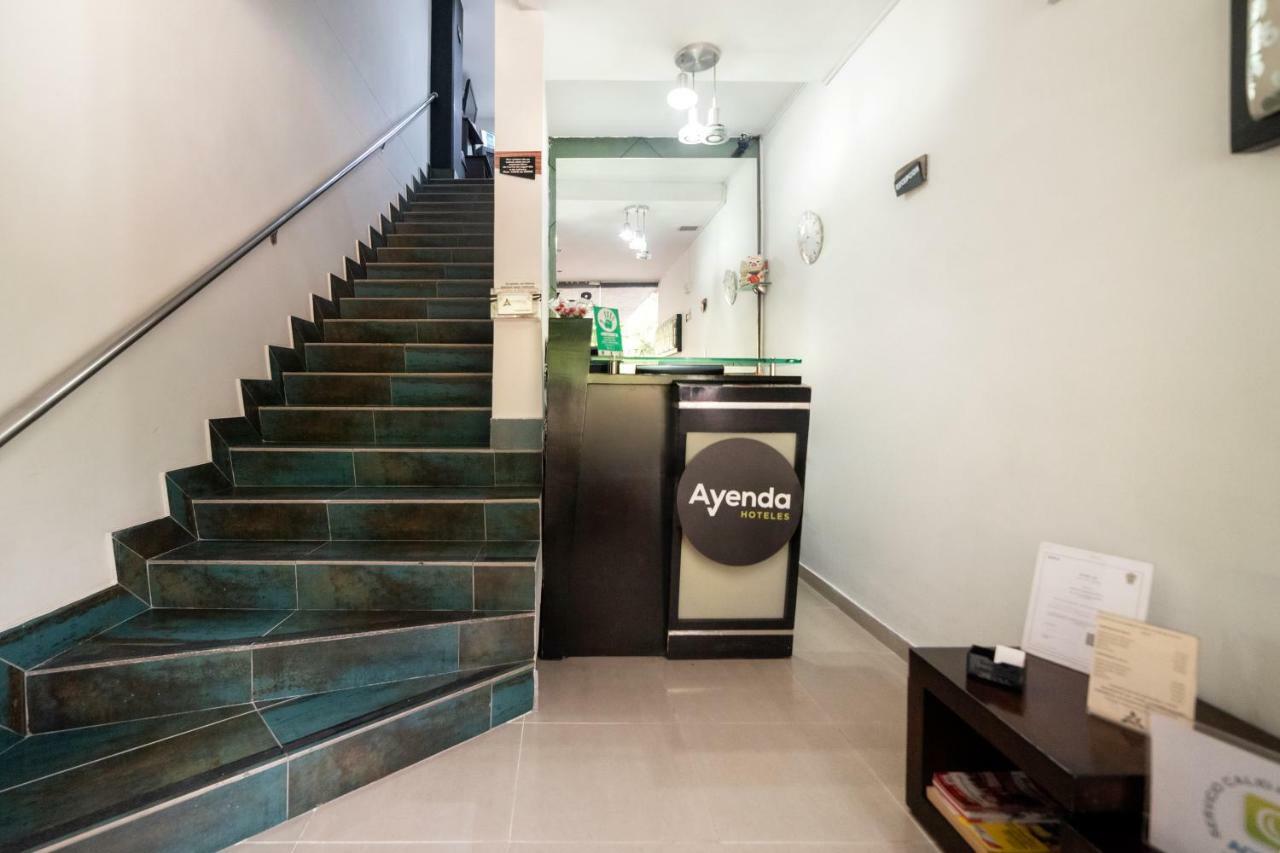 Отель Ayenda 1236 Platinum Plaza Медельин Экстерьер фото
